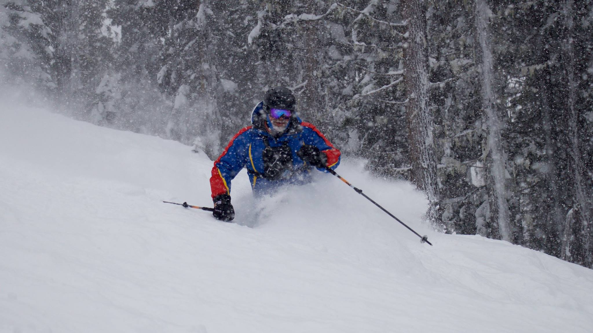 Marketing Matt charging down Red Dog, Lookout Pass