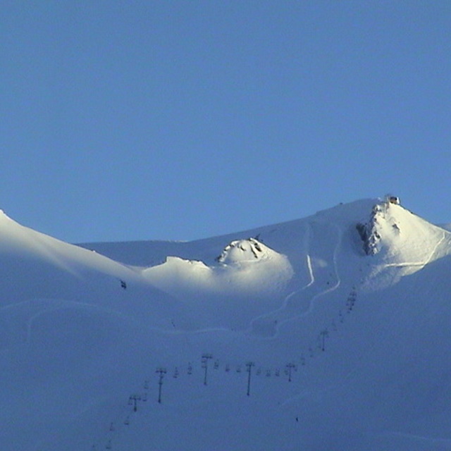 Valle Nevado (Chile) - Sept. 2002 - Snow or Desert - Definitely Snow!