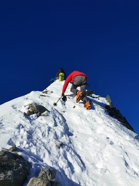 Climbing, Villars