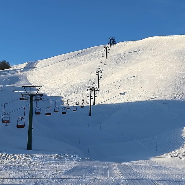 Stairway to skiing heaven, Anilio Ski Resort