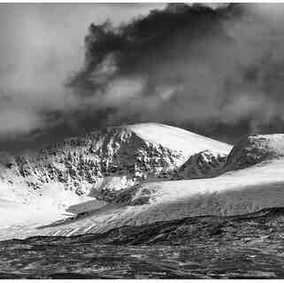 Lochan na Stainge Glencoe, Glencoe Mountain Resort
