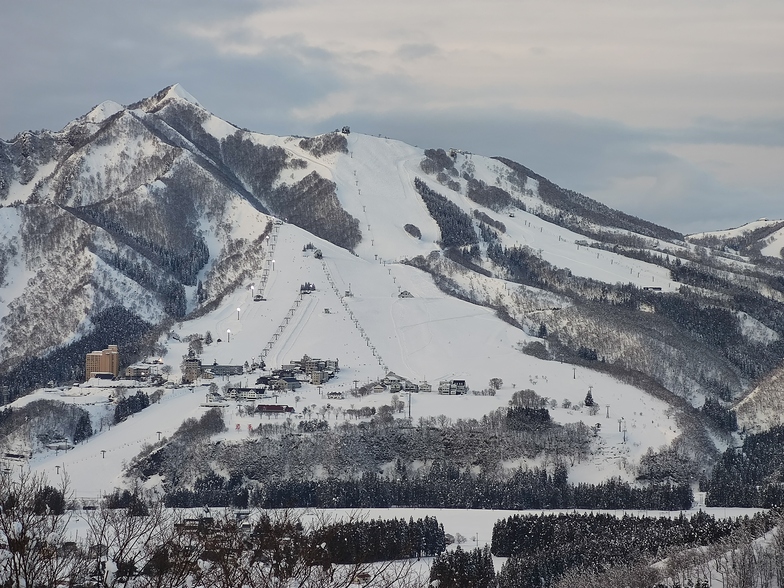 Iwappara from a distance