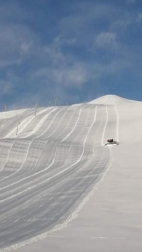 Popova Sapka Ski Resort by: misajloski