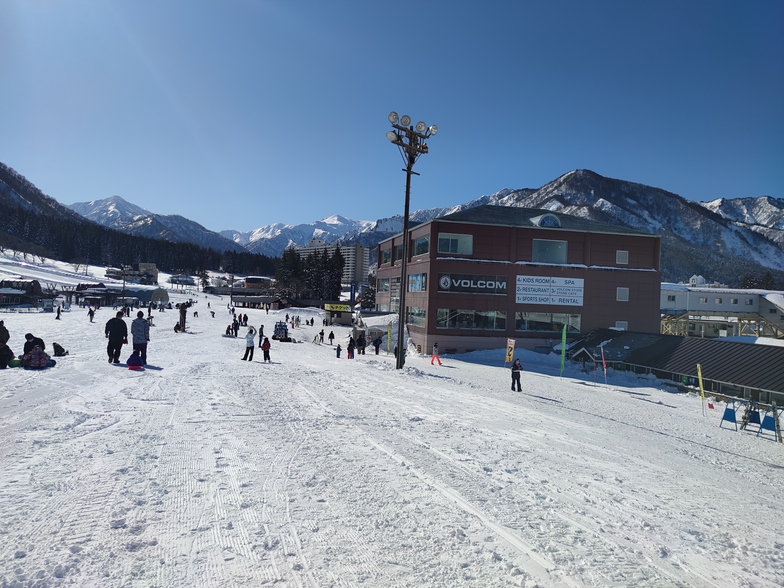 Nakazato Main Ski Center, Yuzawa Nakazato