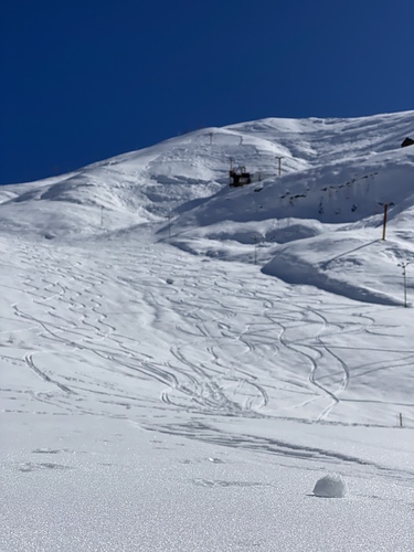 Shemshak Ski Resort by: pouya kermaj