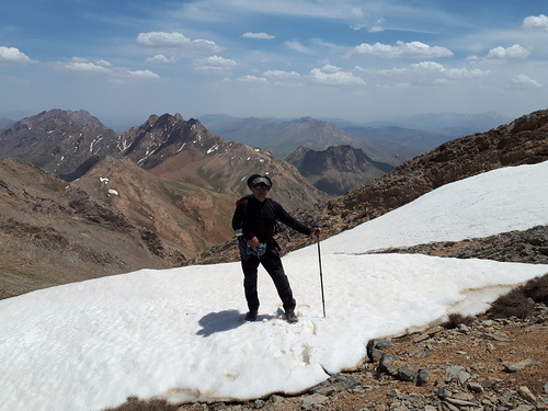 Mount Damavand Ski Resort by: ghasem ahmari