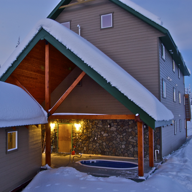 New Guest Lodge and hot tub, Monashee Powder Snowcats