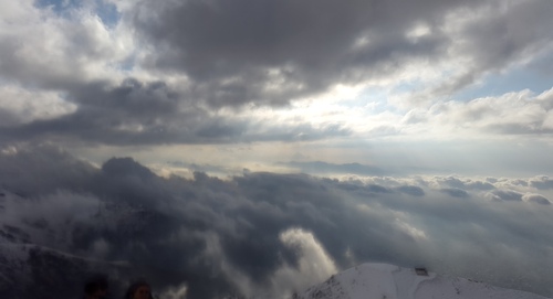 Tochal Ski Resort by: Behzad Karimmaslak