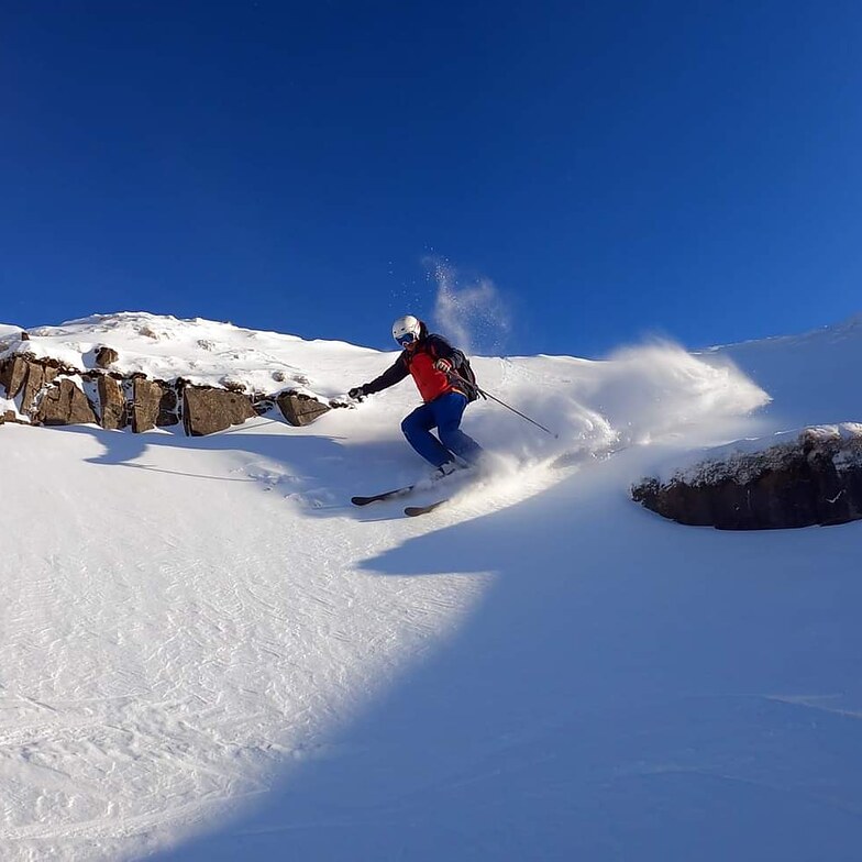 Bluebird Powder skiing in the Western Beacons, Pen-y-Fan