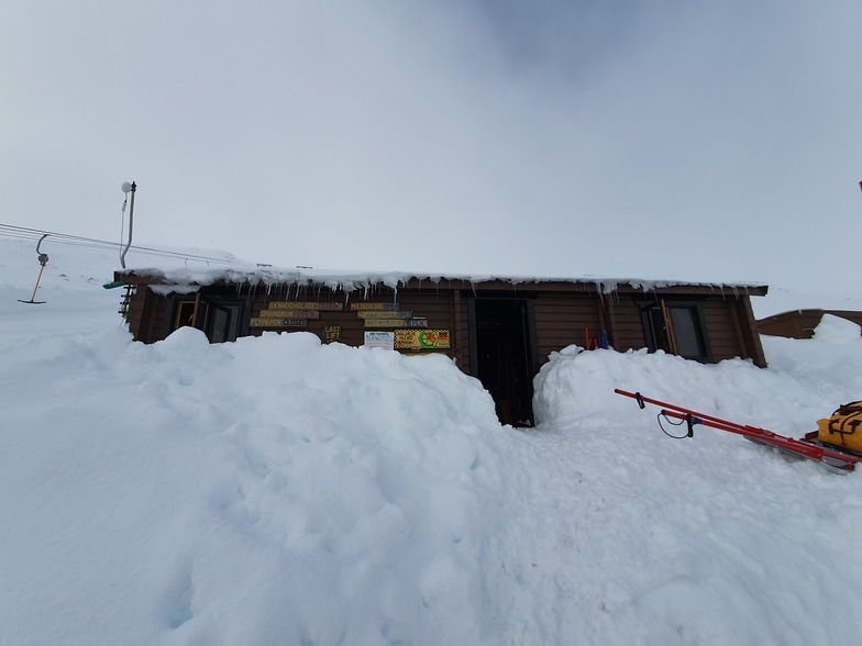 Hut at the Main Basin T-bar, Glencoe Mountain Resort