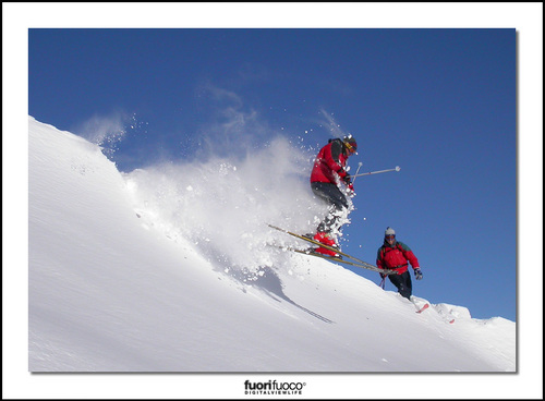 Mondolè (Prato Nevoso and Artesina) Ski Resort by: matteo ganora