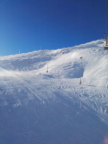Dizin Ski Resort by: saeid