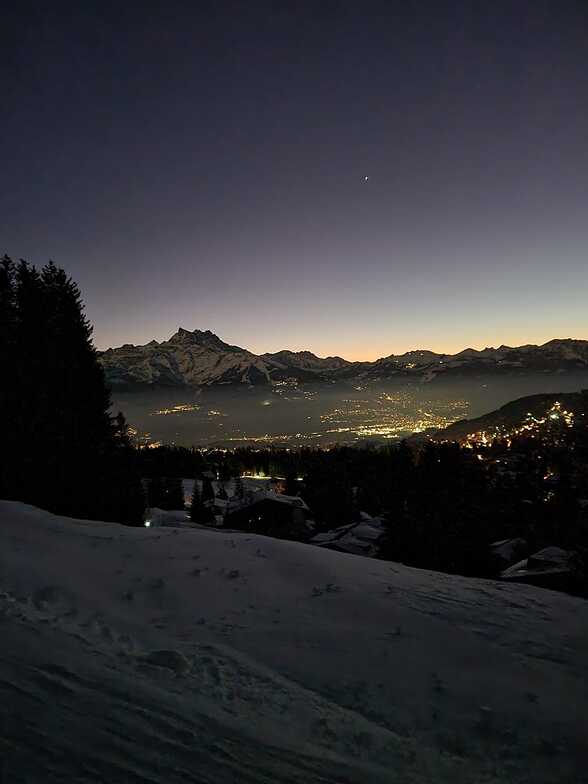 After Sunset, Villars