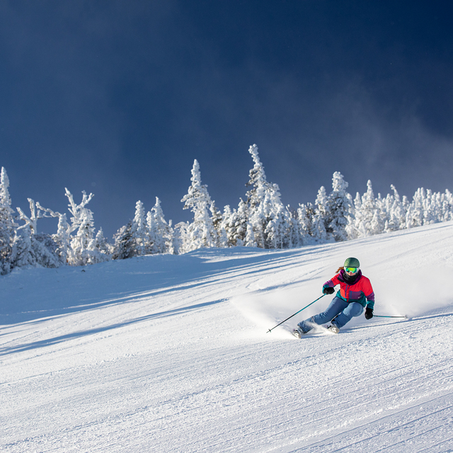 Sugarloaf Snow: Carving corduroy on Haulback