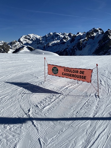 Chamrousse Ski Resort by: midavaine
