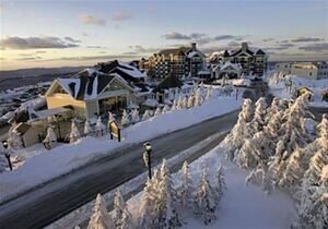 Split Rock Pools, Snowshoe Mountain Resort photo