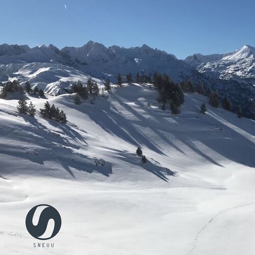 Baqueira/Beret Ski Resort by: CRAZY SHOP