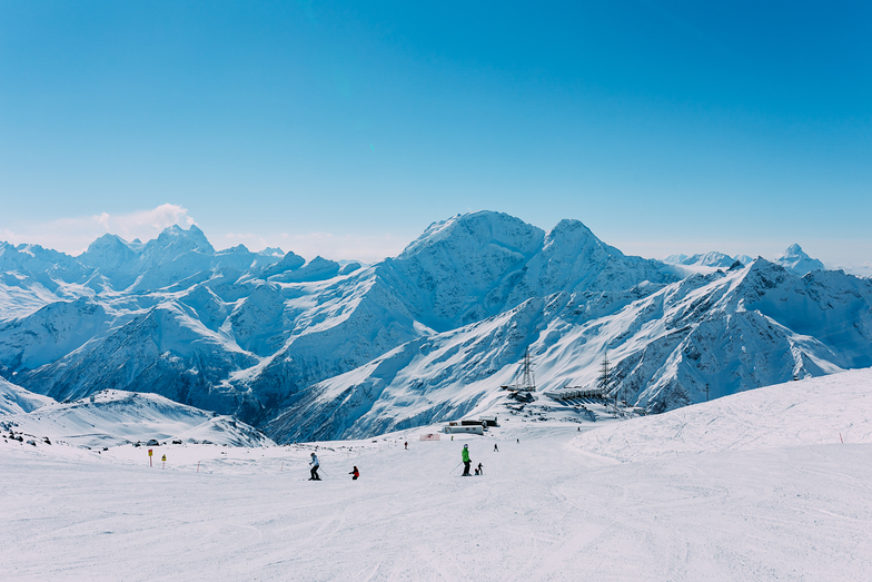 Donguz-Orun and Nakra peaks, Mt Elbrus