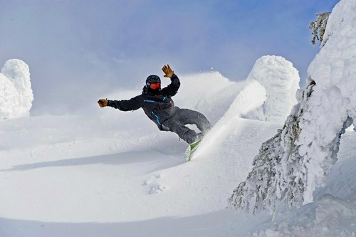 Big White Ski Resort by: Mat Hanson