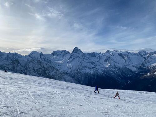 Dombai Ski Resort by: vladimir