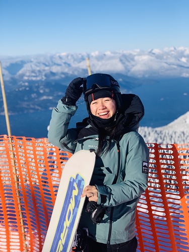 Cypress Mountain Ski Resort by: honguins