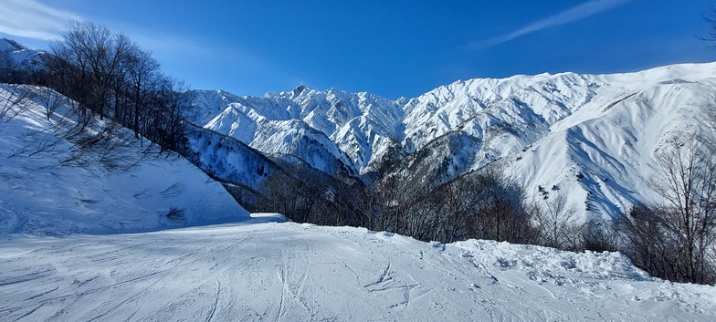 Track to 47, Hakuba Goryu