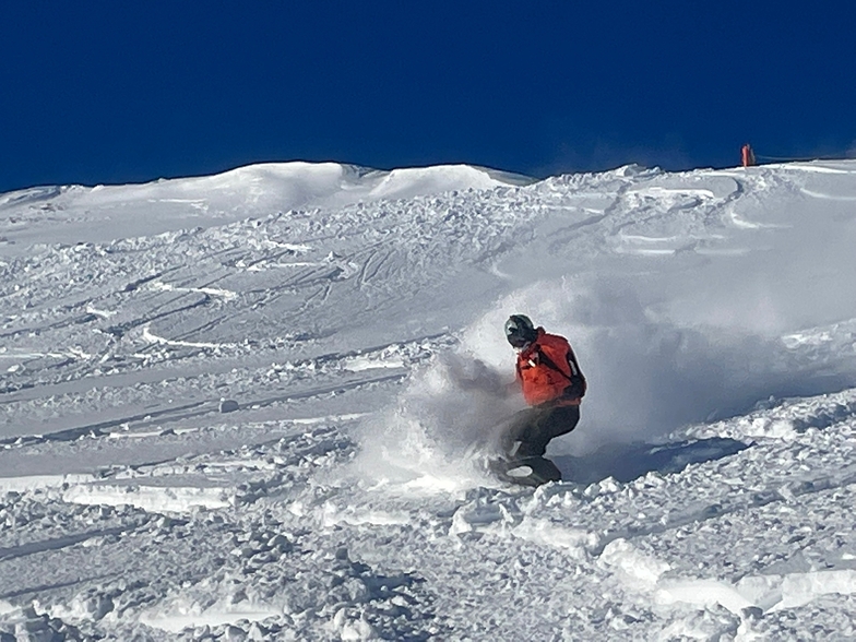 POW.. is in the air….!!, Les Karellis