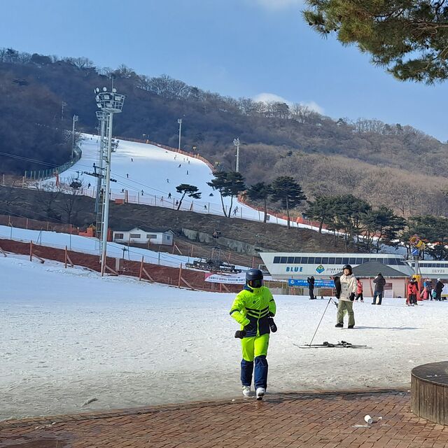 Base Area, Jisan Forest Resort