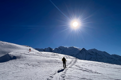 Chamonix Ski Resort by: philippe bernard