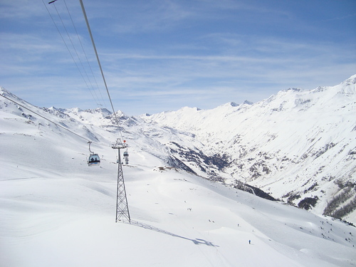 Obergurgl Ski Resort by: tony sawyer