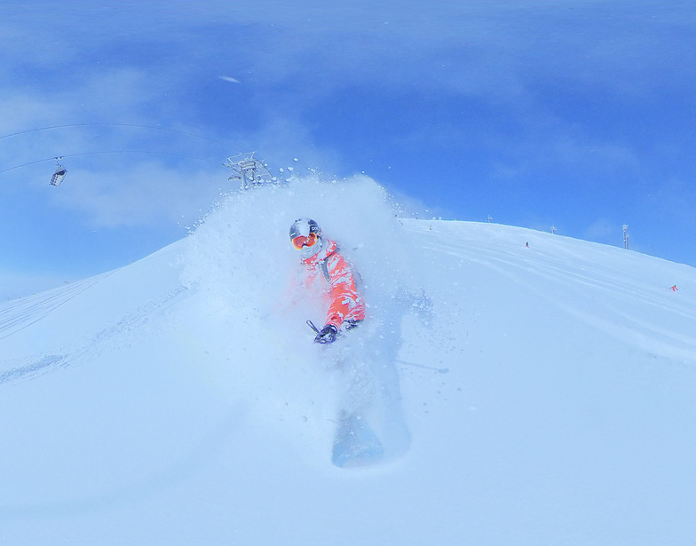 Powder!, Niseko Grand Hirafu