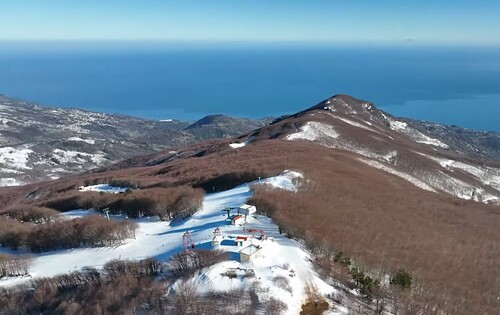 Pilion Ski Resort by: nicolastsoukas