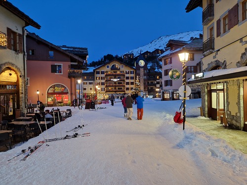 Les Arcs Ski Resort by: Mark Gradley
