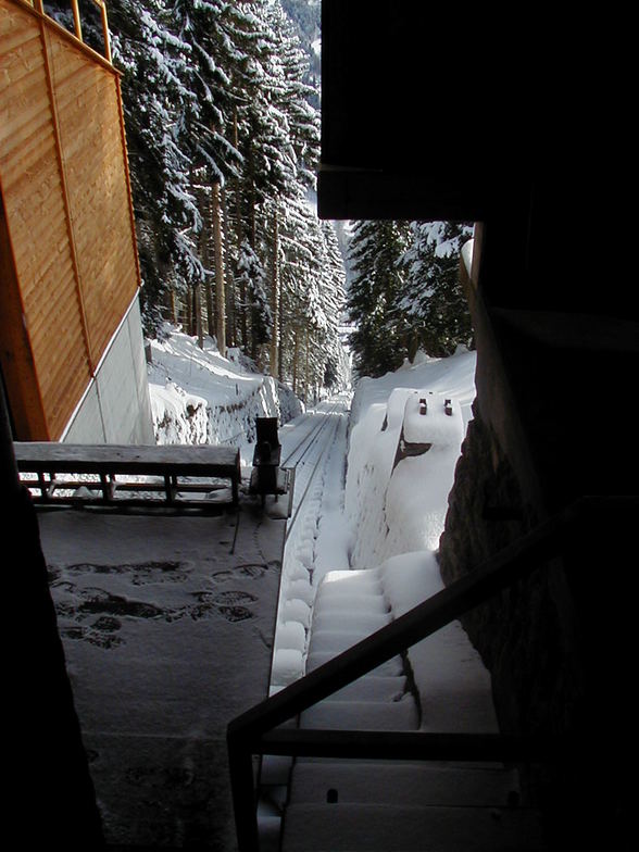 Grutschalp Funicular, Lauterbrunnen