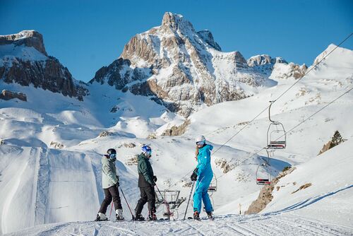 Candanchu Ski Resort by: Lucas Valls