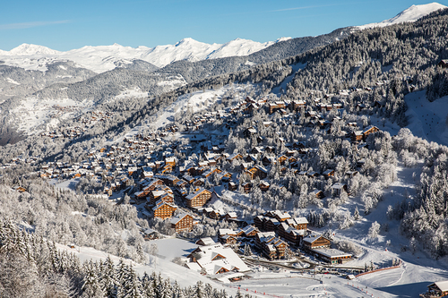 Méribel Ski Resort by: Sylvain