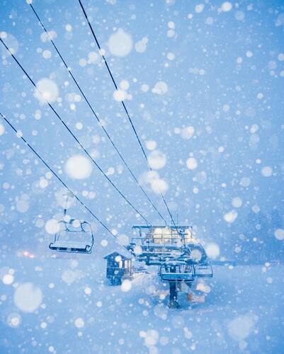 Mammoth Mountain Ski Resort by: Rhiannon James
