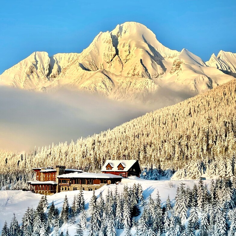 Mica Heli Lodge with Mt. Dunkirk, Mica Heliskiing