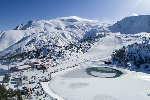 Ergan Mountain Ski Center Ski Resort by: mehmet emre