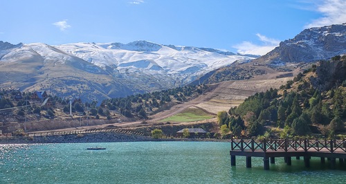 Ergan Mountain Ski Center Ski Resort by: mehmet emre