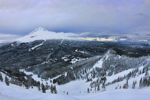 Mt Hood Ski Bowl Ski Resort by: Mike Quinn
