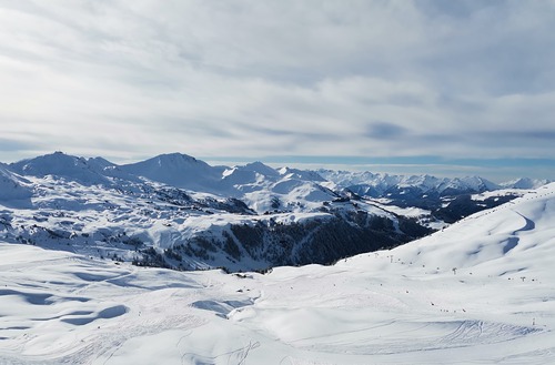La Plagne Ski Resort by: frank