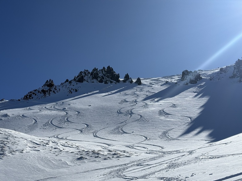 Powder stash in Castle bowl, Craigieburn