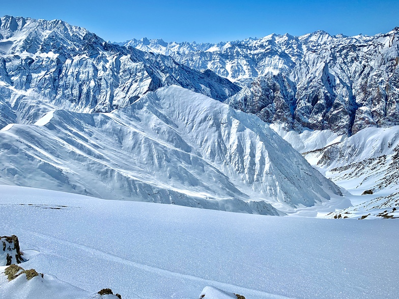 View from Charchar La towards Zangla Sumdo, Padum (Zanskar Ski Scool)