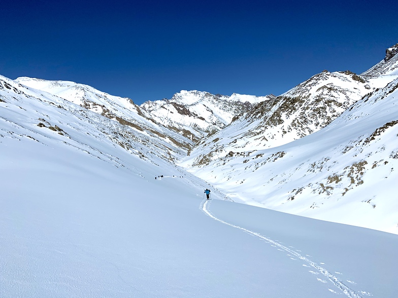 Up to Charchar La from Tilat Sumdo, Padum (Zanskar Ski Scool)