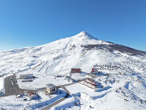 Yildiz Ski Resort Ski Resort by: Mikail Polat