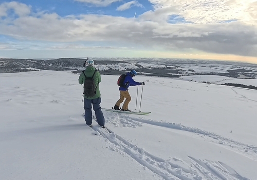 Foel Cwmcerwyn Ski Resort by: Chris Morris