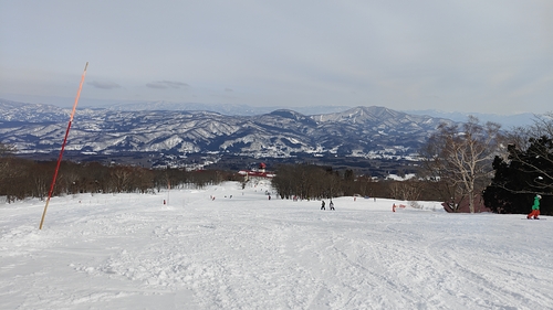 Akakura Kanko Ski Resort by: Roger Plush
