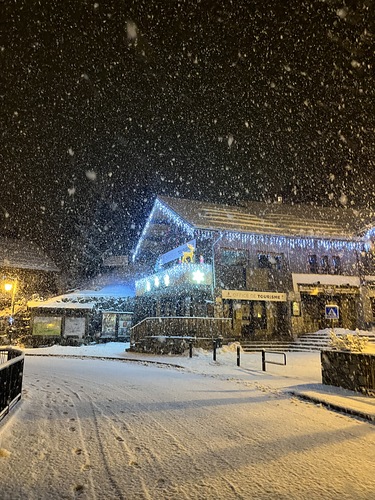 Champagny Ski Resort by: iancpalin