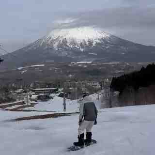 Loving the top, Niseko Grand Hirafu